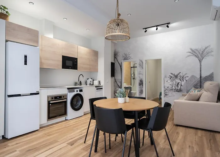 Marina Beach Apartments